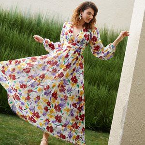 Brand New Allover Floral Print Plunging Neck Ruched boho